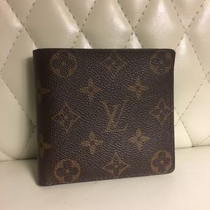 Men's Louis Vuitton wallet
